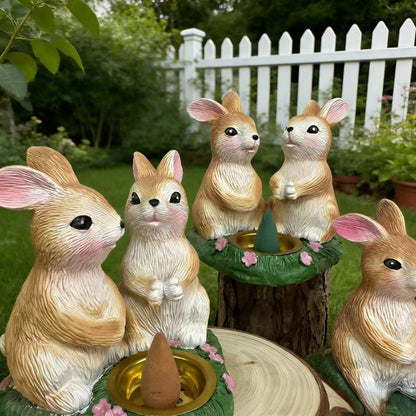 Rabbit statue for courtyard decoration